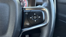 Volvo Xc40 2.0 B4P R DESIGN 5dr Auto Petrol Estate